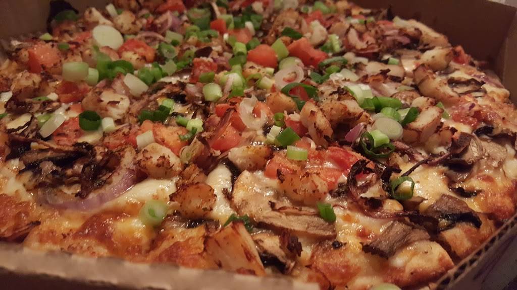 Round Table Pizza | meal delivery | 1511-D Sycamore Avenue, Hercules, CA 94547, USA | 5107991966 OR +1 510-799-1966