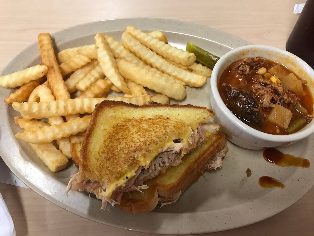 Leftys Barbeque | restaurant | 2565 Genesis Rd, Crossville, TN 38571, USA | 9314844205 OR +1 931-484-4205