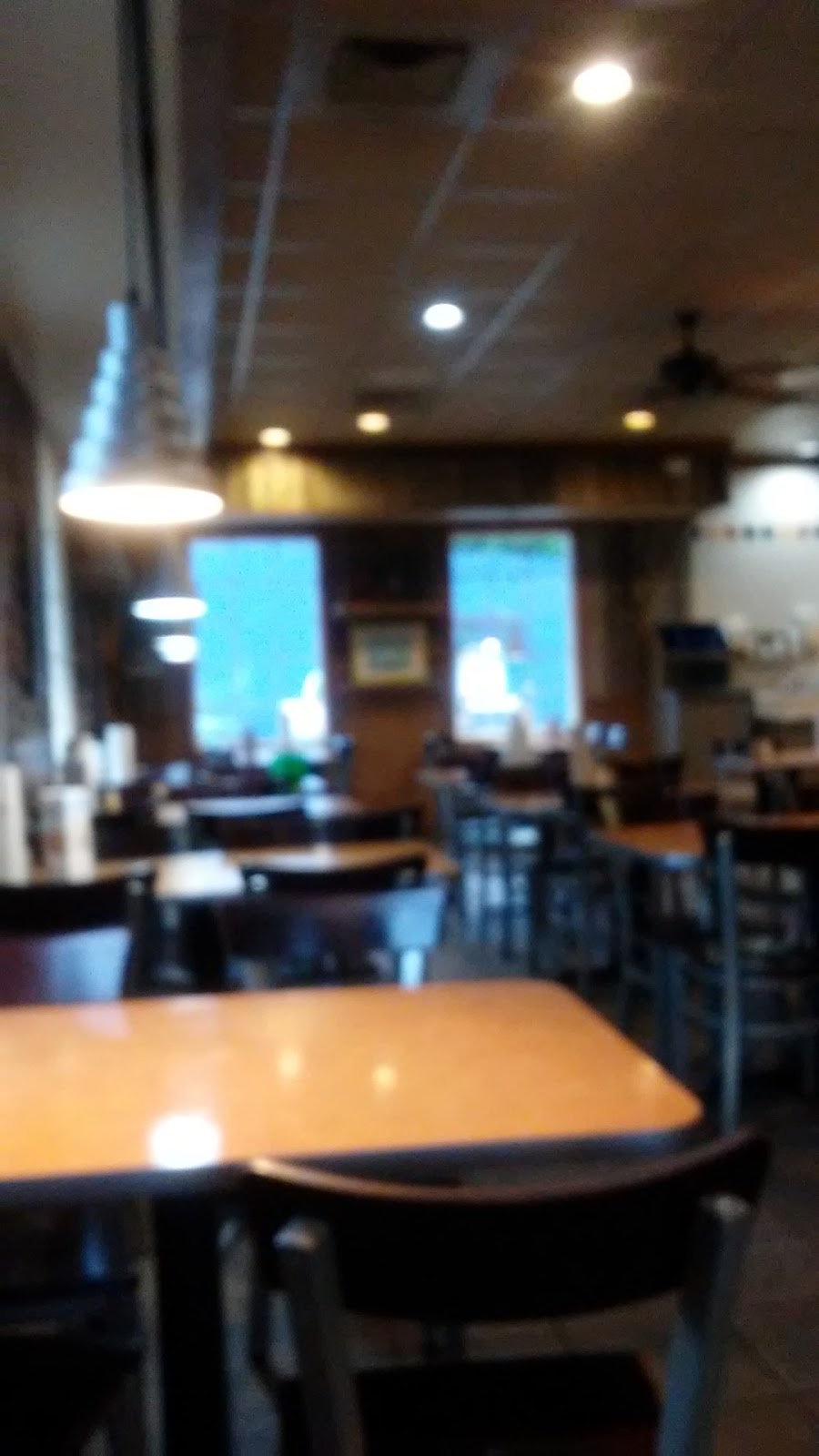 Captain Ds | restaurant | 2520 Government Blvd, Mobile, AL 36606, USA | 2514908270 OR +1 251-490-8270