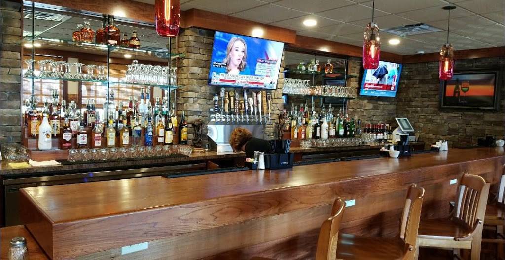 The Colonial Restaurant | restaurant | 8790 Wards Rd, Rustburg, VA 24588, USA | 4348212511 OR +1 434-821-2511