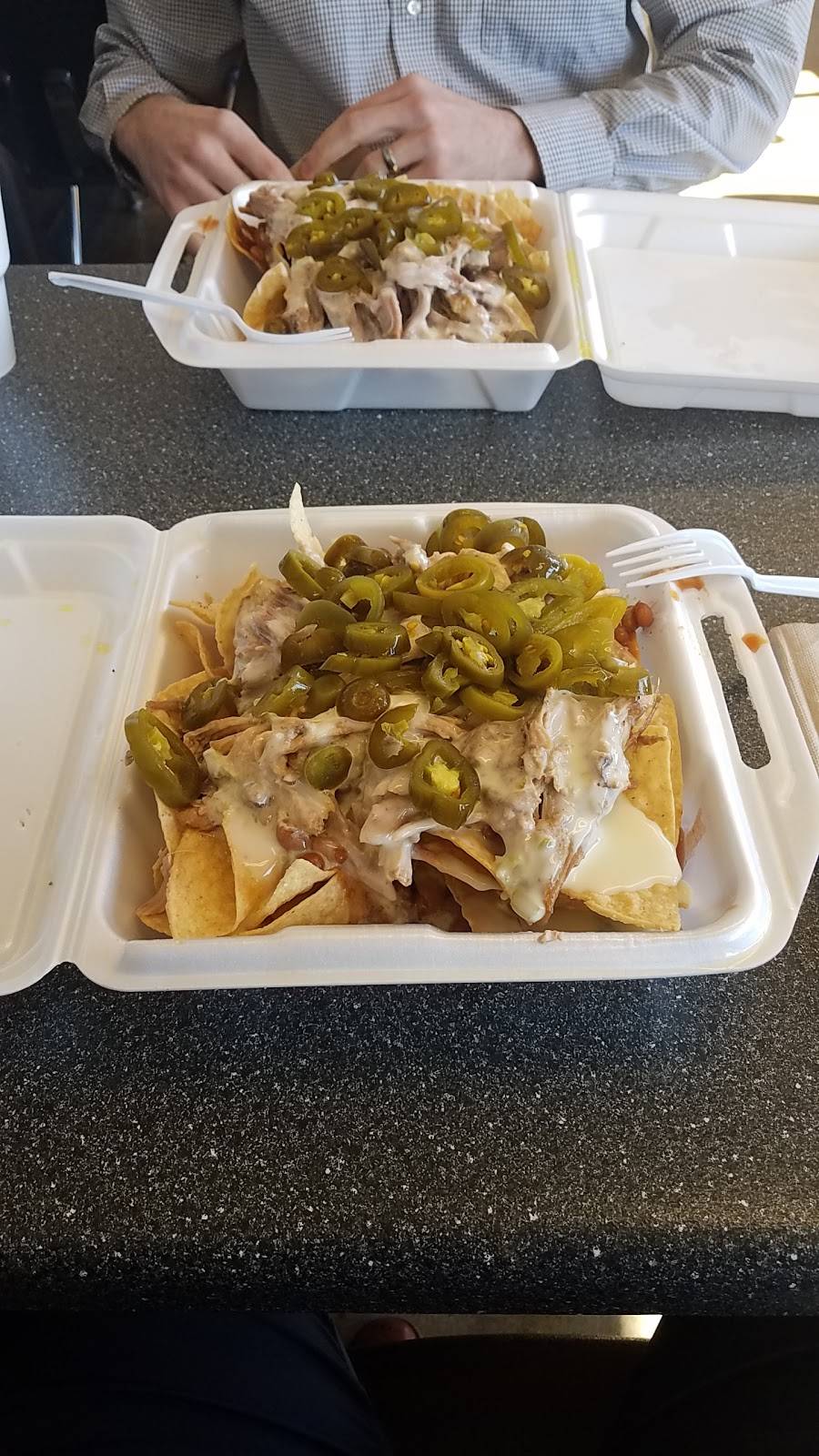 Strouds Barbeque | restaurant | 1010 Fulton Greer Ln, Franklin, TN 37064, USA | 6155950200 OR +1 615-595-0200