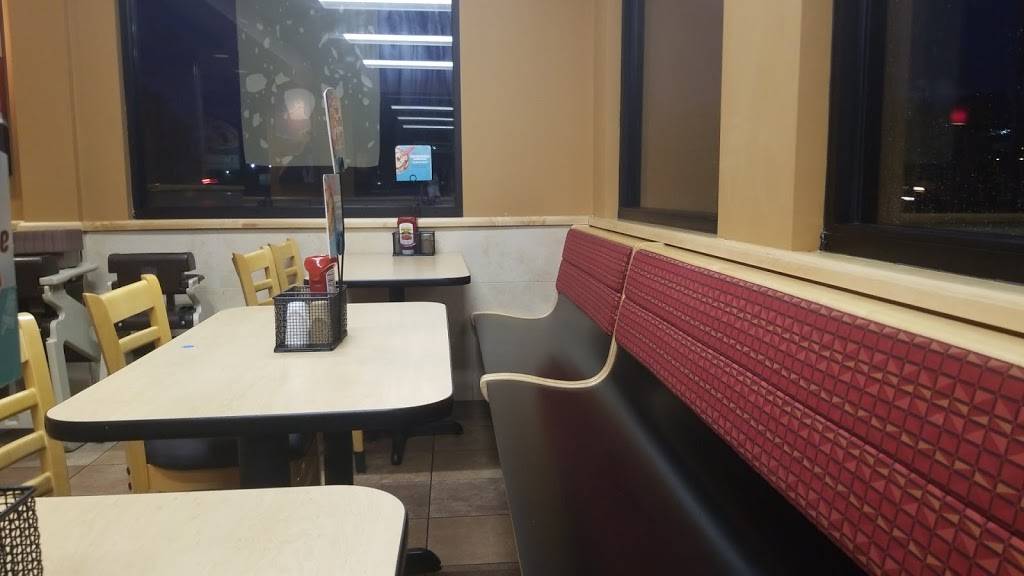 Dairy Queen Grill & Chill | restaurant | 1735 Memorial Blvd, Murfreesboro, TN 37129, USA | 6158934637 OR +1 615-893-4637