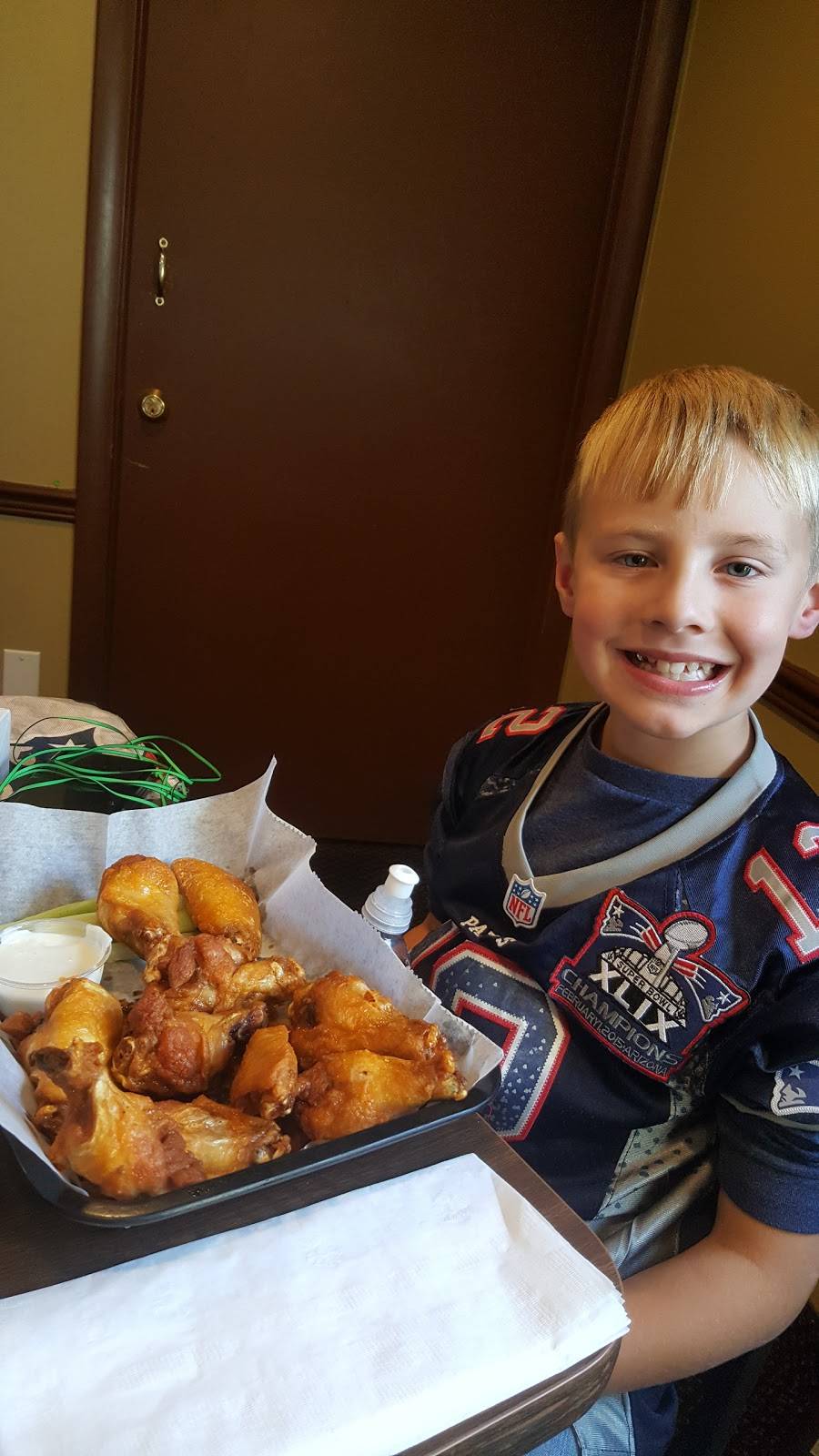 Tuccis | restaurant | 1479 Lyell Ave, Rochester, NY 14606, USA | 5852547740 OR +1 585-254-7740