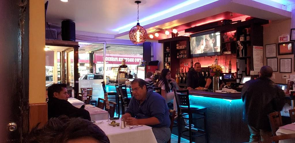 El Mordisco | restaurant | 85-14 Roosevelt Ave, Jackson Heights, NY 11372, USA | 3476124111 OR +1 347-612-4111