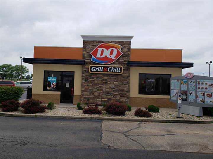 Dairy Queen Grill & Chill | bakery | 1501 38th St, Peru, IL 61354, USA | 8152243341 OR +1 815-224-3341