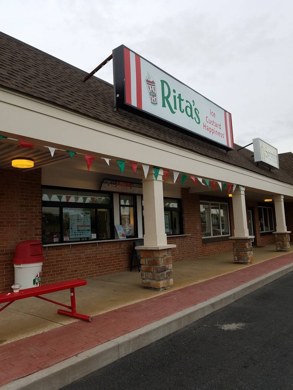 Ritas Italian Ice & Frozen Custard | restaurant | 5246 Summit Bridge Rd, Middletown, DE 19709, USA | 3024641277 OR +1 302-464-1277
