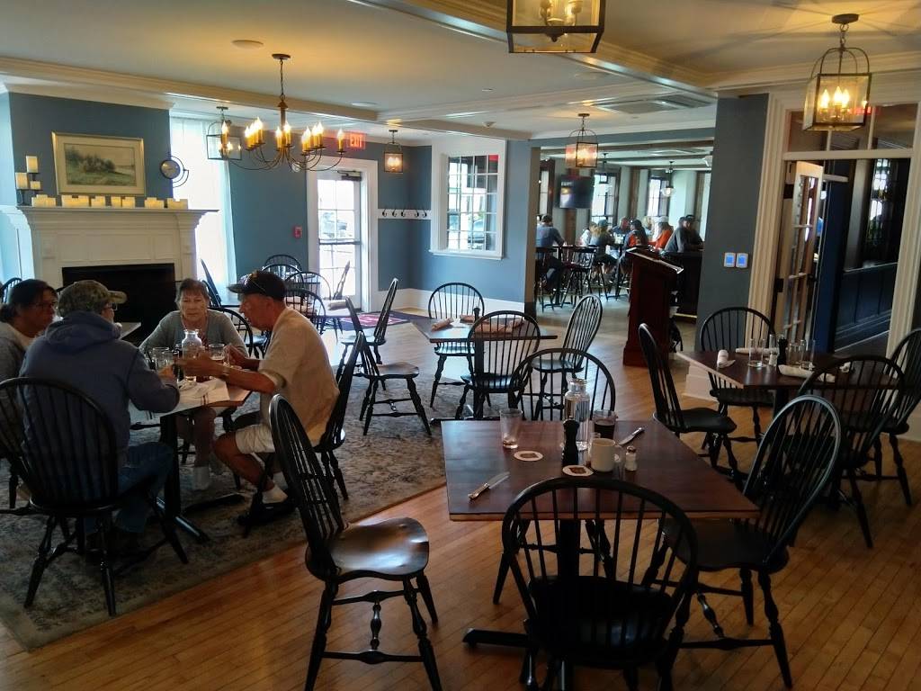 The Cadillac House | restaurant | 5502 Main St, Lexington, MI 48450, USA | 8103597201 OR +1 810-359-7201