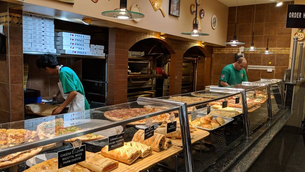 Lucas Pizza | restaurant | 3849 S Delsea Dr # 327325, Vineland, NJ 08360, USA | 8563272200 OR +1 856-327-2200