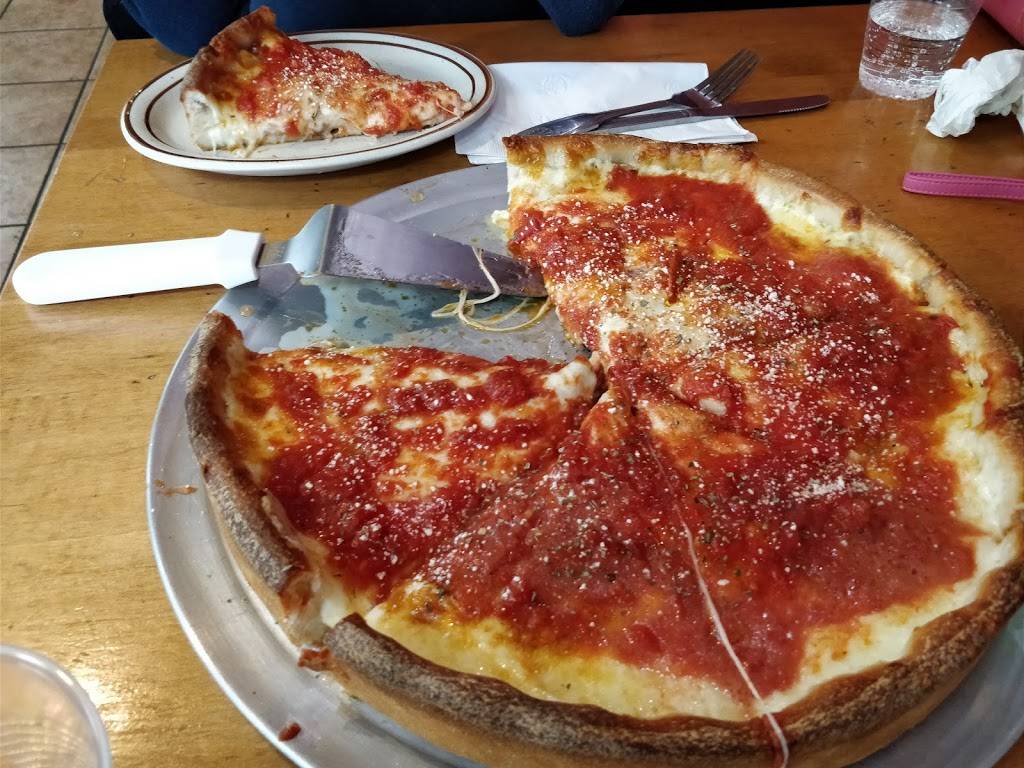 Gennaros Chicago Style Pizza | restaurant | 40 Glocker Way, Pottstown, PA 19465, USA | 4849498887 OR +1 484-949-8887