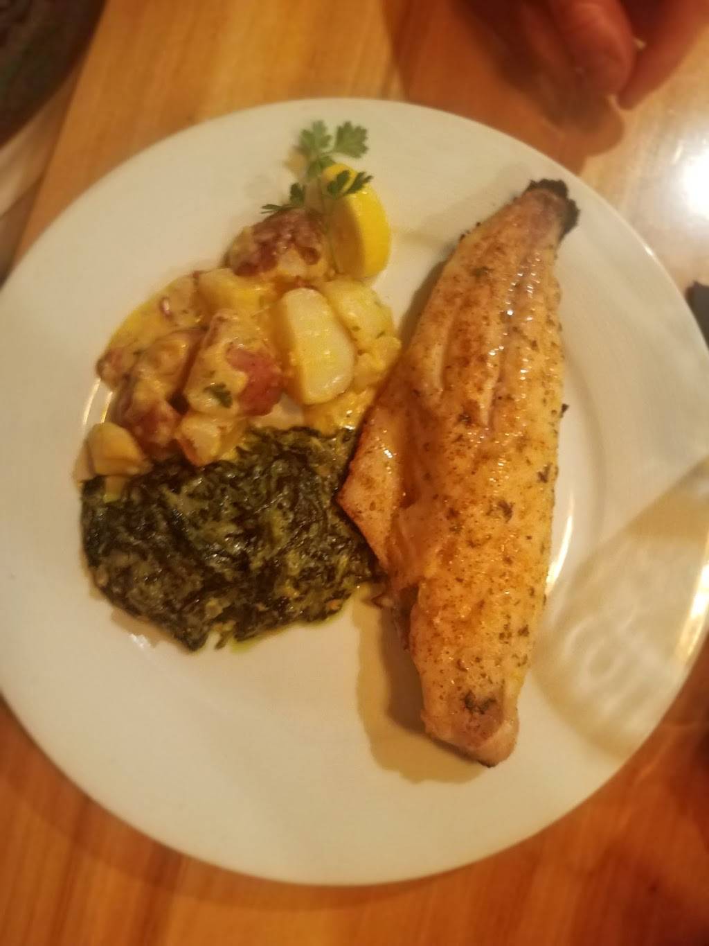 Elle-Js Lakeview | restaurant | 900 Harrison Ave, New Orleans, LA 70124, USA | 5044592262 OR +1 504-459-2262