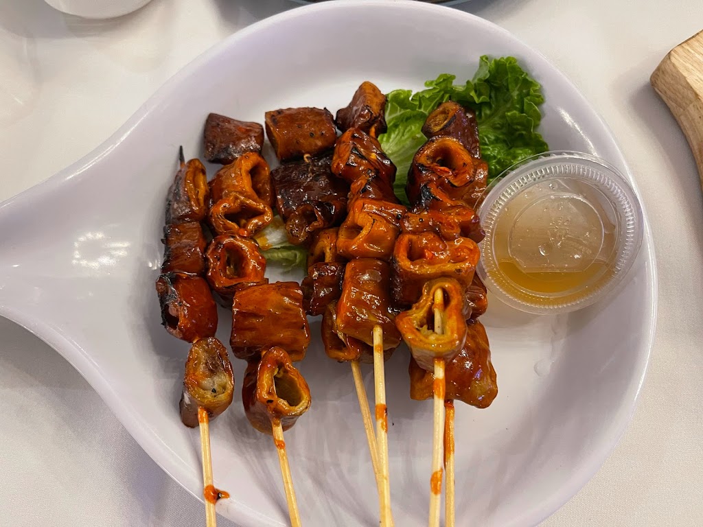 The Noypitz Bar & Grill | restaurant | 6605 S Las Vegas Blvd, Las Vegas, NV 89119, USA | 7024853280 OR +1 702-485-3280