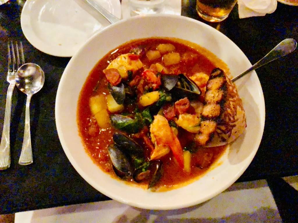 Loretta | restaurant | 15 Pleasant St, Newburyport, MA 01950, USA | 9784630000 OR +1 978-463-0000