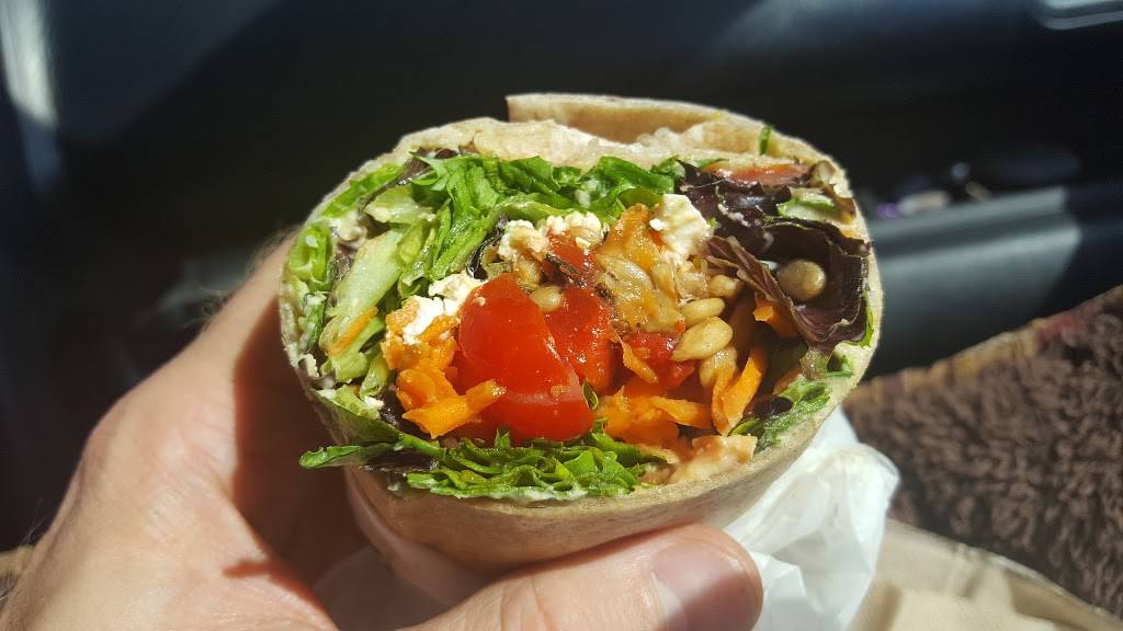 The Maia Papaya | restaurant | 2161 Main St, Bethlehem, NH 03574, USA | 6038699900 OR +1 603-869-9900