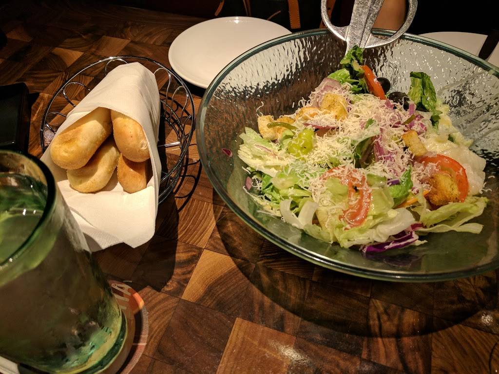 Olive Garden Italian Restaurant | meal takeaway | 665 N Orlando Ave, Winter Park, FL 32789, USA | 4077407117 OR +1 407-740-7117