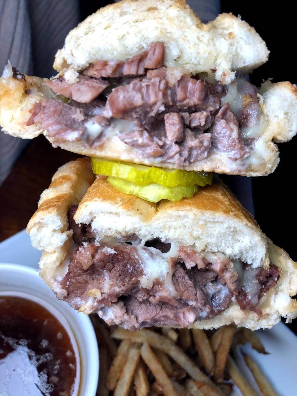 Red Star Charles Village | restaurant | 3224 St Paul St, Baltimore, MD 21218, USA | 4439485539 OR +1 443-948-5539