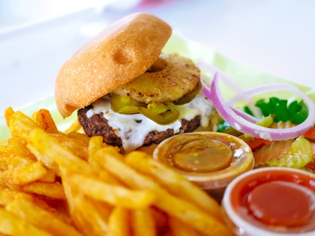Wild West Burgers | restaurant | 1304 Borgfeld Dr suite 600, San Antonio, TX 78260, USA | 8307144110 OR +1 830-714-4110