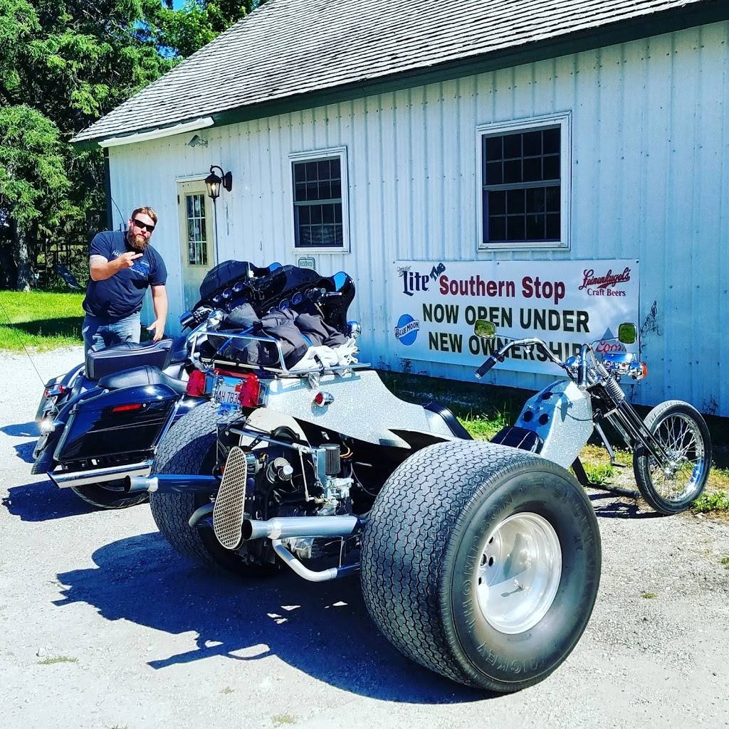 The Southern Stop | restaurant | N1083 Co Hwy U, Genoa City, WI 53128, USA | 2622793233 OR +1 262-279-3233