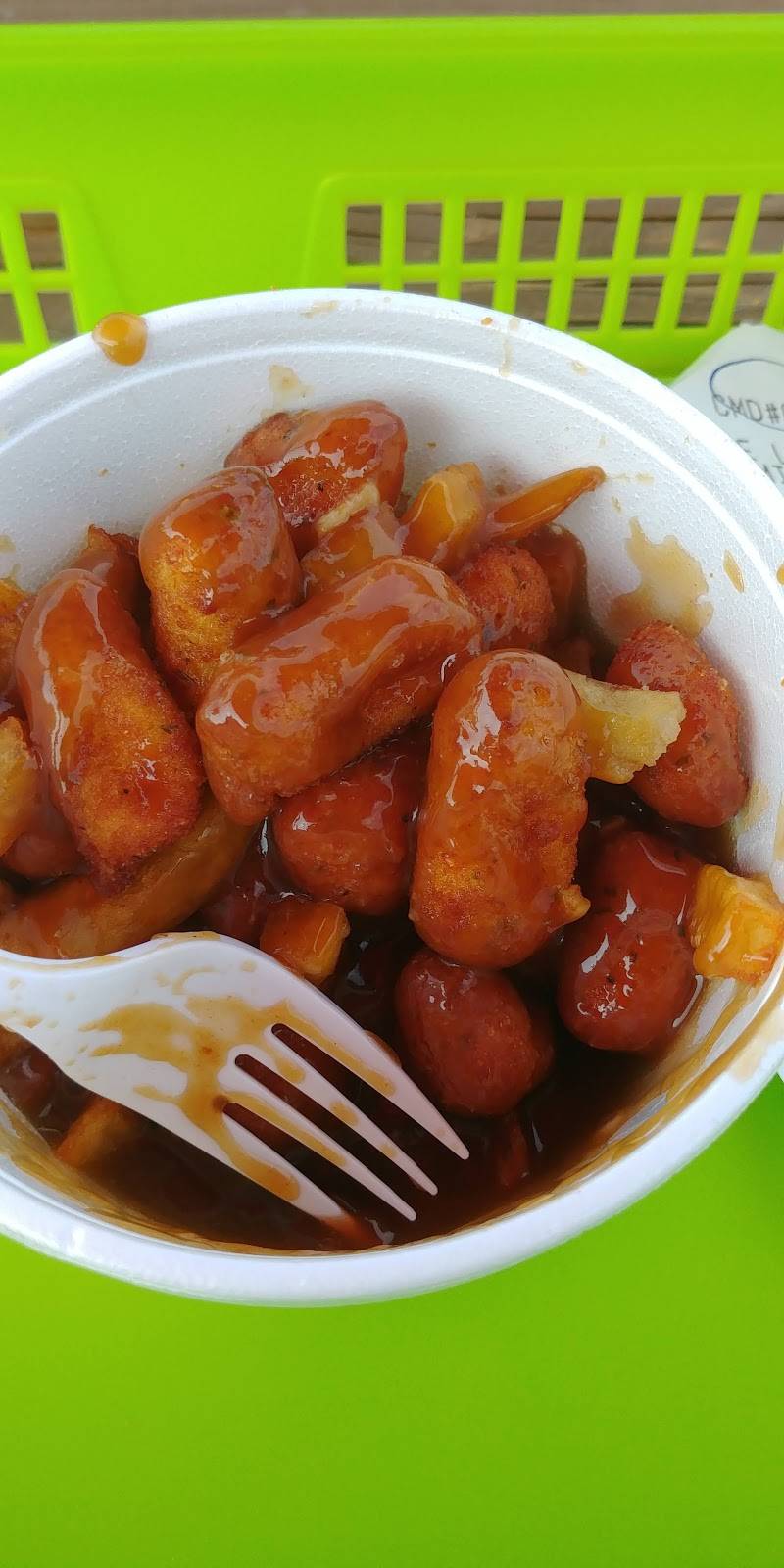 Patate Lou-Lou | restaurant | 29 Chemin Eardley, Gatineau, QC J9H 4J9, Canada | 8196824603 OR +1 819-682-4603