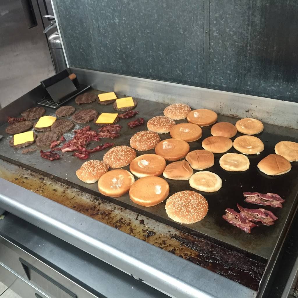 Super Burger | restaurant | 2505 3rd St, Ceres, CA 95307, USA | 2092485606 OR +1 209-248-5606