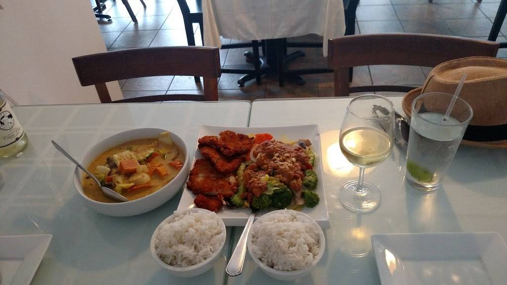 Spicy Lime | restaurant | 522 Pleasant St, New Bedford, MA 02740, USA | 5089923330 OR +1 508-992-3330