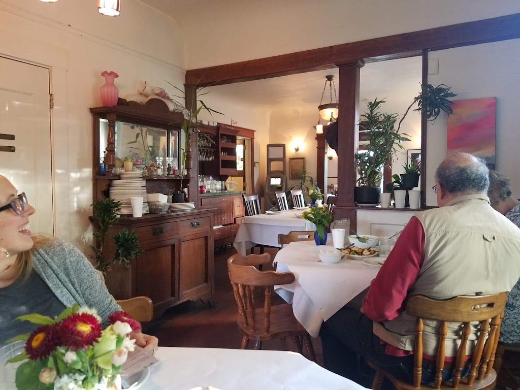 Lemongrass | restaurant | 1705 NE Couch St, Portland, OR 97232, USA | 5032315780 OR +1 503-231-5780