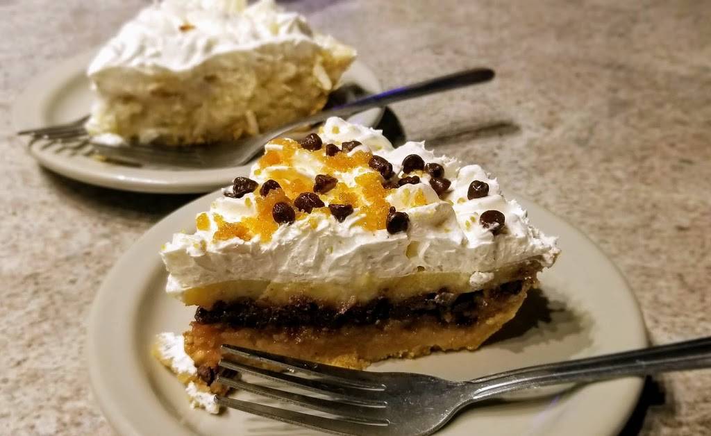 SMOKEHOUSE BBQ GRILL | restaurant | 685 US-1, Vero Beach, FL 32962, USA | 7725628333 OR +1 772-562-8333