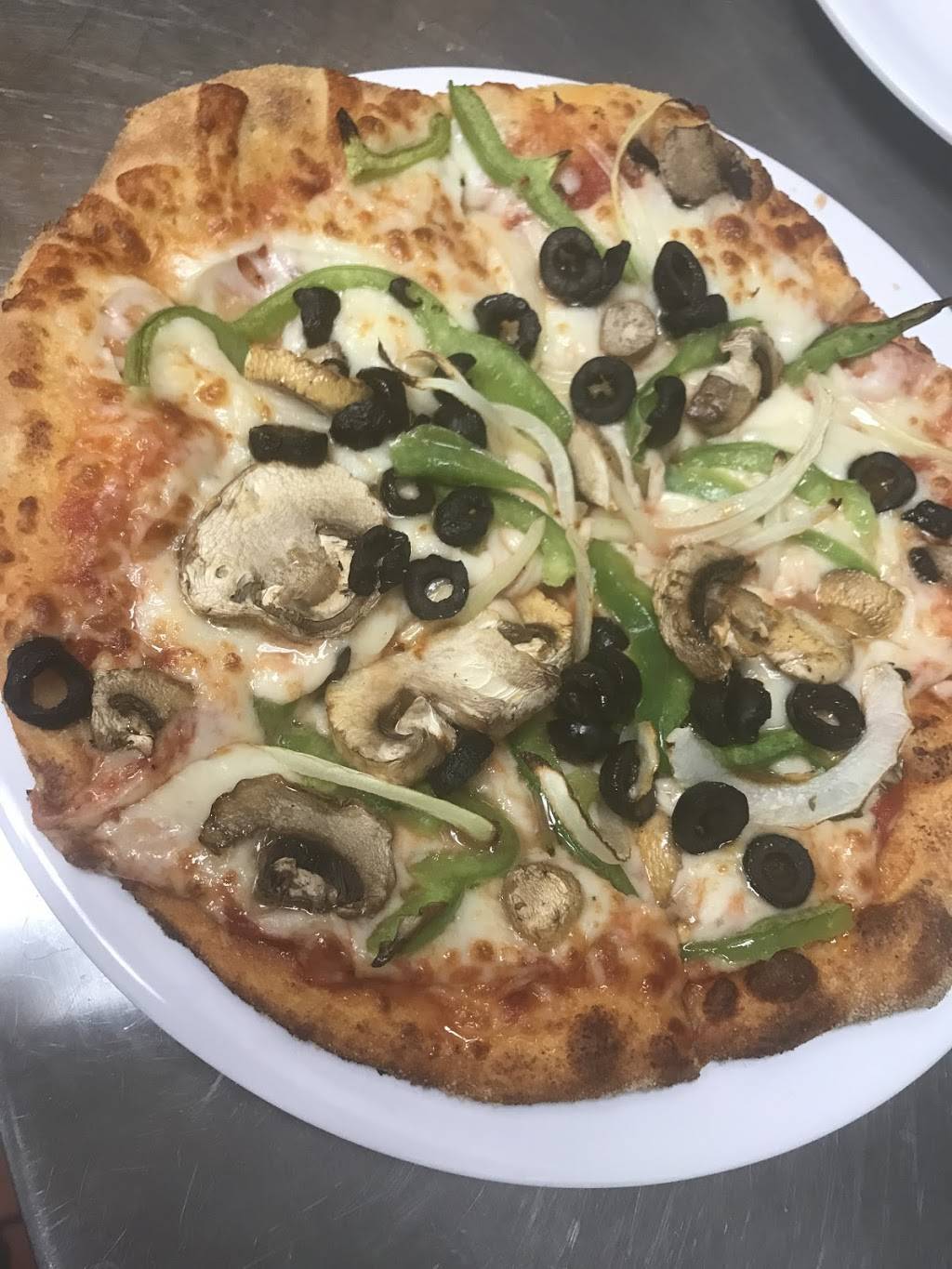 Roccos Pizza | restaurant | 4315 S National Ave, Springfield, MO 65810, USA | 4173195580 OR +1 417-319-5580