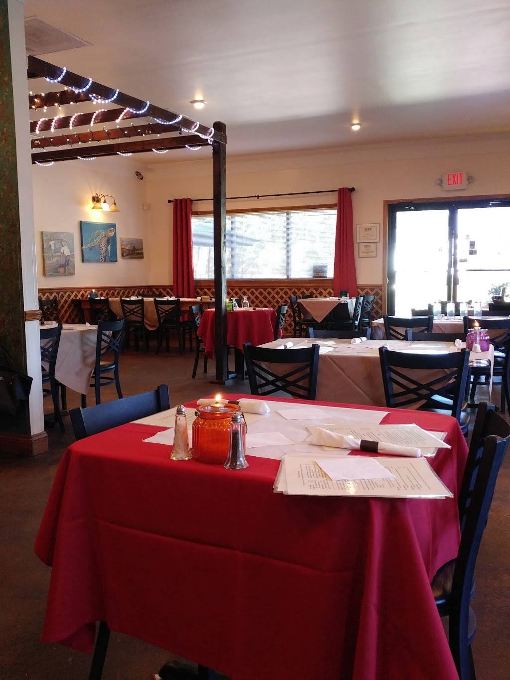 Bella Luna | cafe | 859 Sea Island Pkwy, St Helena Island, SC 29920, USA | 8438383188 OR +1 843-838-3188