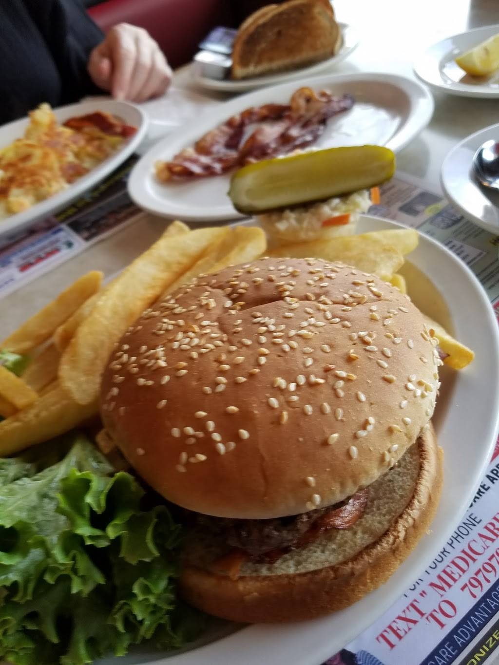 Route 1 Diner Restaurant | restaurant | 2009 US-1, Lawrence Township, NJ 08648, USA | 6093923500 OR +1 609-392-3500