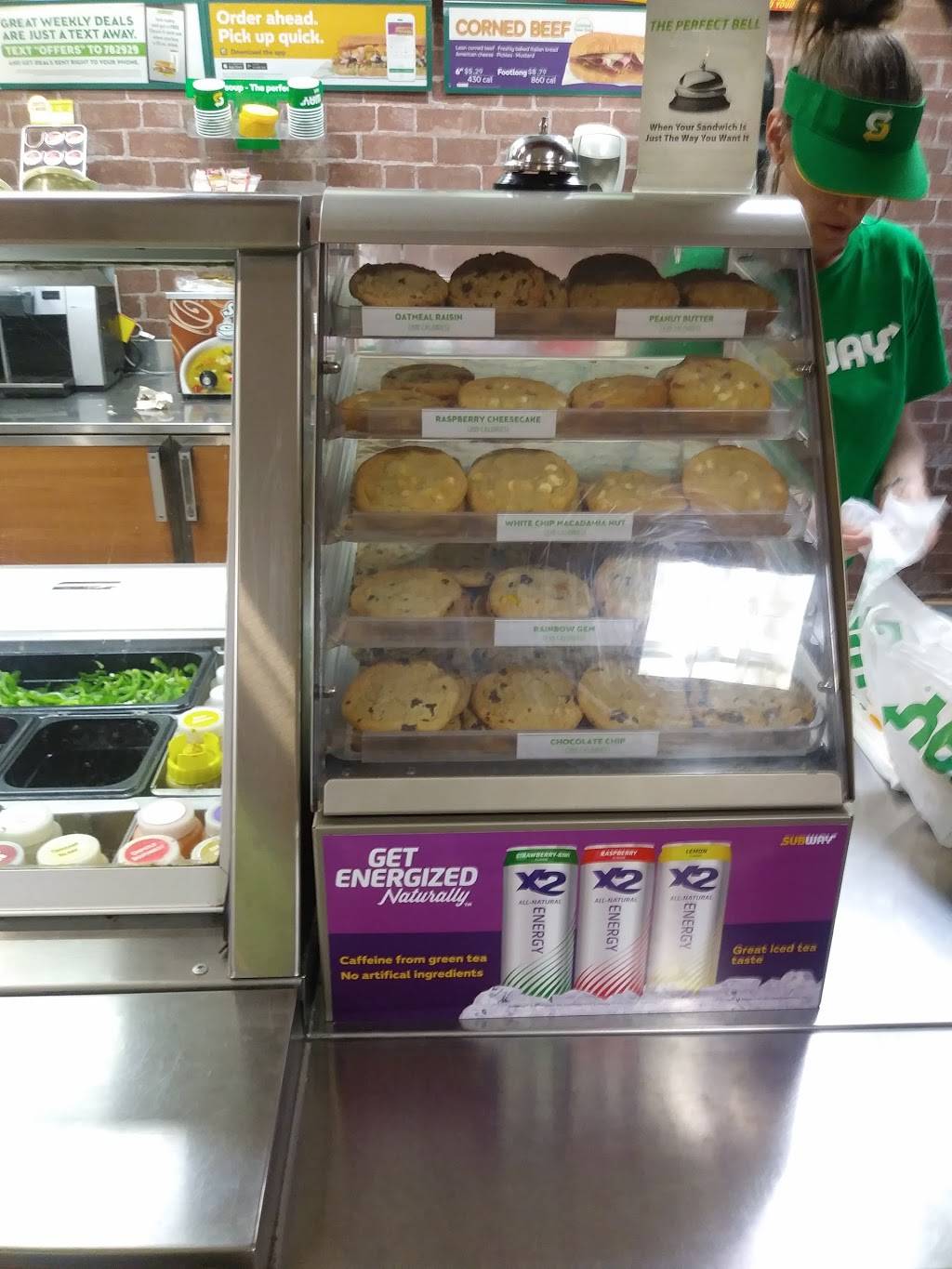 Subway | meal takeaway | 3425 W Thunderbird Rd Suite 14, Phoenix, AZ 85053, USA | 6028668353 OR +1 602-866-8353