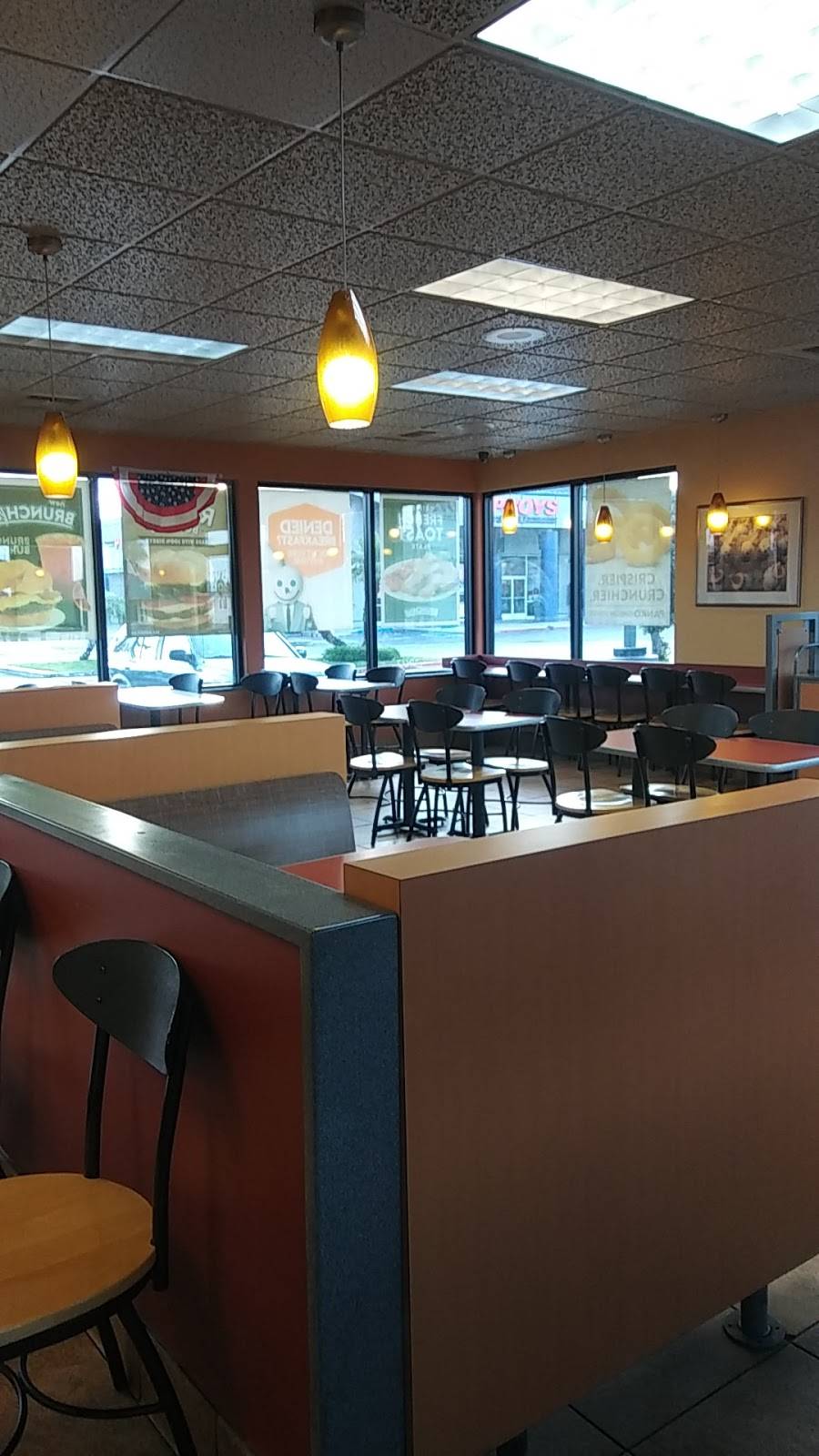 Jack in the Box | restaurant | 19090 Brookhurst St, Huntington Beach, CA 92646, USA | 7149637772 OR +1 714-963-7772