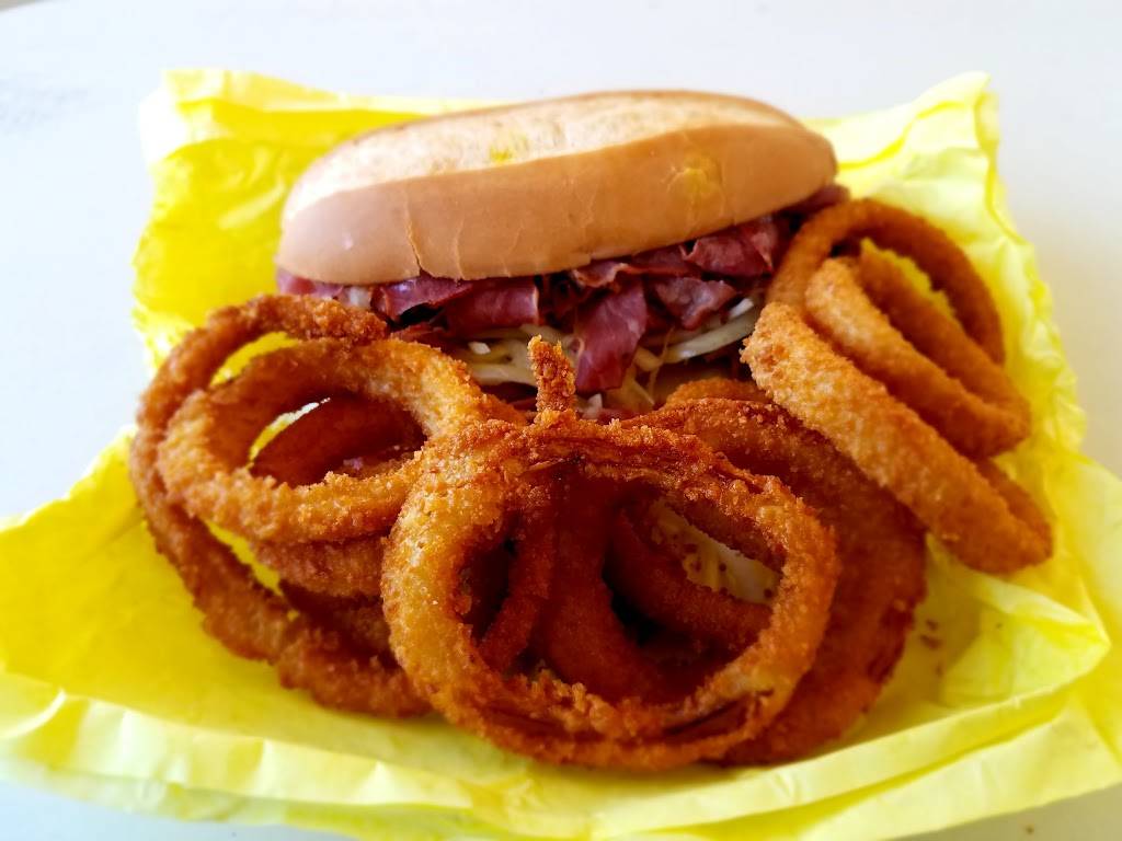 Stevens Burgers | restaurant | 1407 W El Segundo Blvd, Gardena, CA 90249, USA | 3237552323 OR +1 323-755-2323