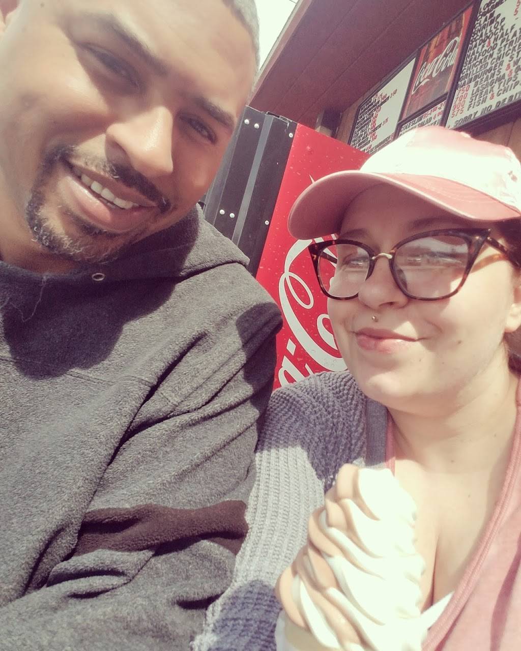 Pats Dairyland | restaurant | 55 South St, Dover-Foxcroft, ME 04426, USA | 2075642520 OR +1 207-564-2520