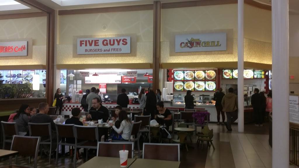 Five Guys | meal takeaway | 2192 North Point Cir, Alpharetta, GA 30022, USA | 6783930065 OR +1 678-393-0065