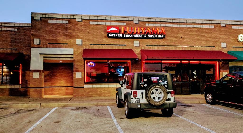 Fujiyama | restaurant | 4815 W Braker Ln #580, Austin, TX 78759, USA | 5127958333 OR +1 512-795-8333