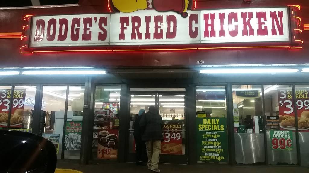 Dodges - Memphis, Elvis Presley | restaurant | 3923 Elvis Presley Blvd, Memphis, TN 38116, USA | 9013965557 OR +1 901-396-5557