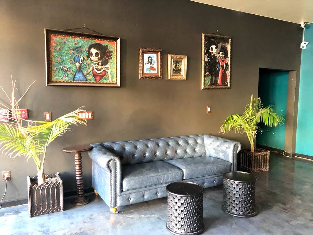 The Dirty Bird Lounge | night club | 926 B St, Hayward, CA 94541, USA | 5103988014 OR +1 510-398-8014