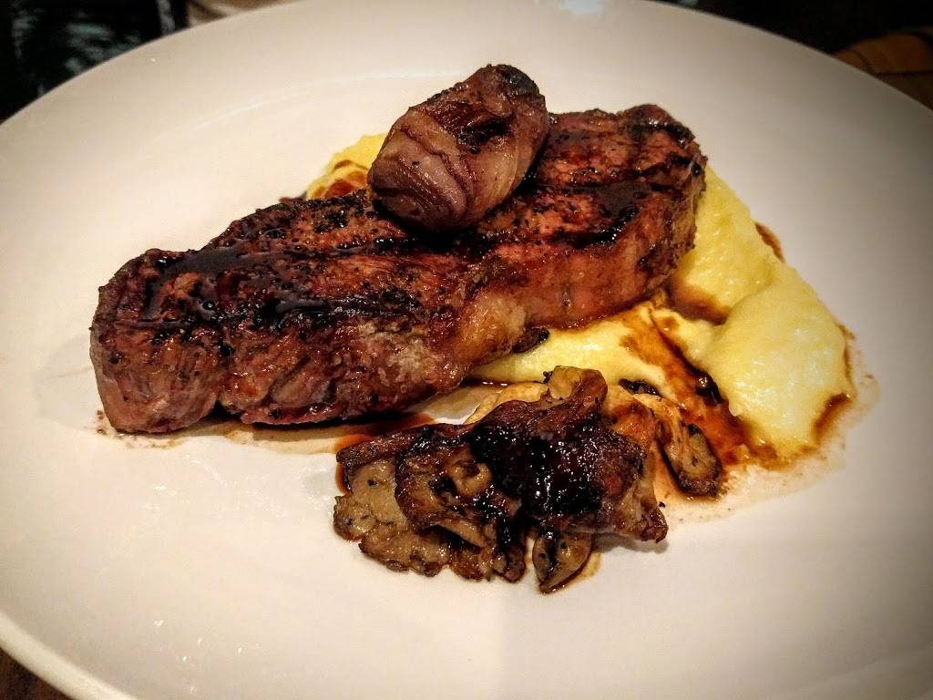 Crimson Tavern | restaurant | 7499 Augusta National Dr, Orlando, FL 32822, USA | 4078519000 OR +1 407-851-9000