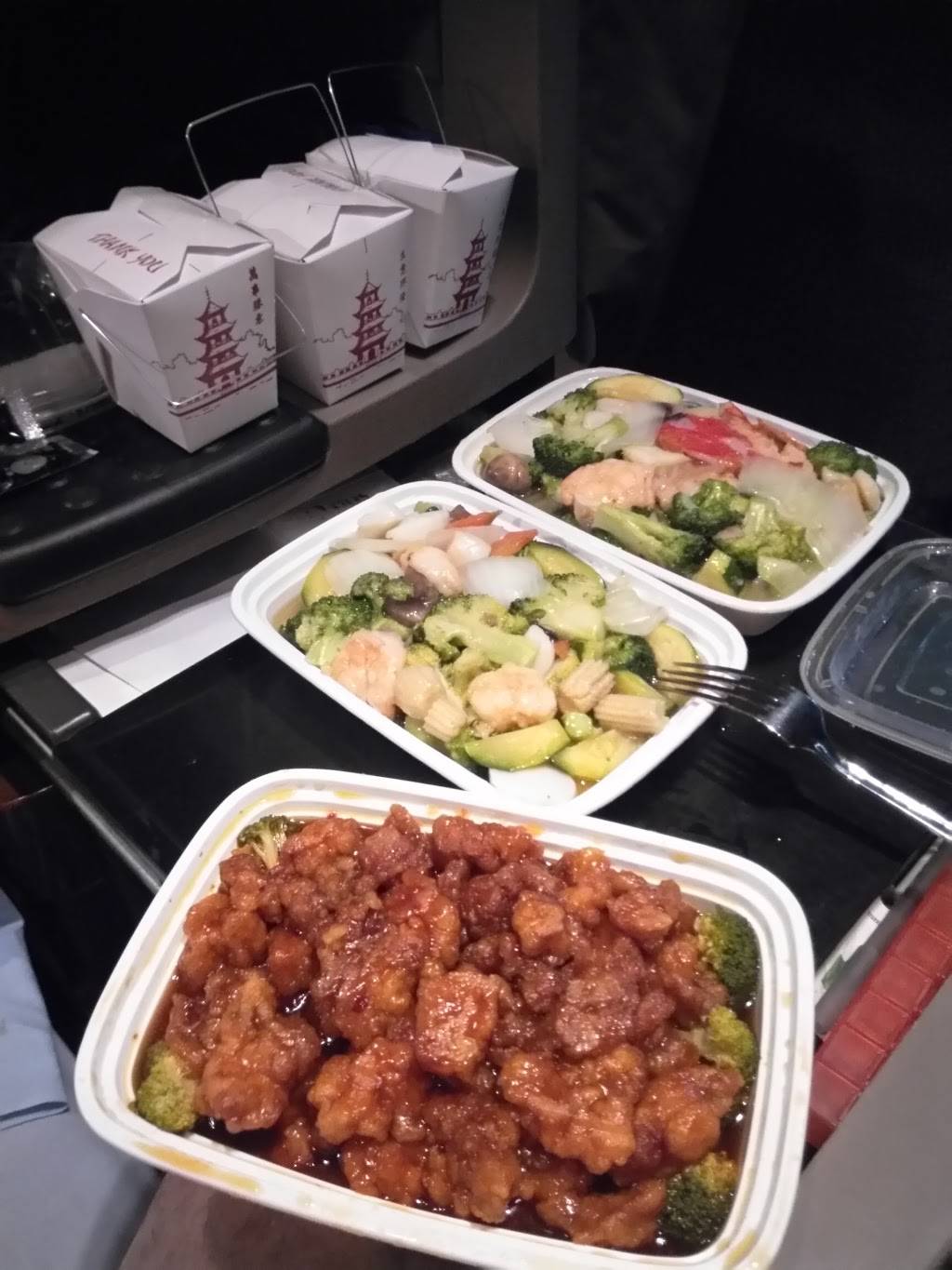 Chef King | restaurant | 1013 Spring Garden St #3305, Philadelphia, PA 19123, USA | 2157632528 OR +1 215-763-2528