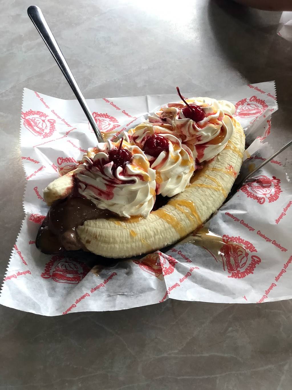 Cheeburger Cheeburger | restaurant | 1975 Periwinkle Way #4112, Sanibel, FL 33957, USA | 2394726111 OR +1 239-472-6111