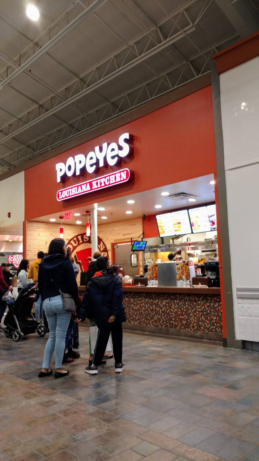 Popeyes Louisiana Kitchen | restaurant | 1455 Franklin Mills Circle FC-3, Philadelphia, PA 19154, USA | 2156122325 OR +1 215-612-2325