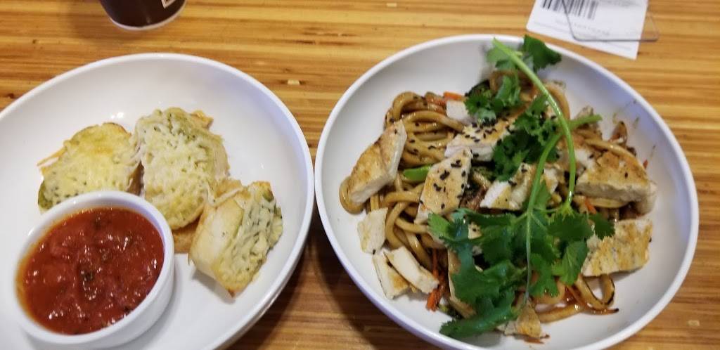 Noodles and Company | restaurant | 7215 Lake St, River Forest, IL 60305, USA | 7084889040 OR +1 708-488-9040