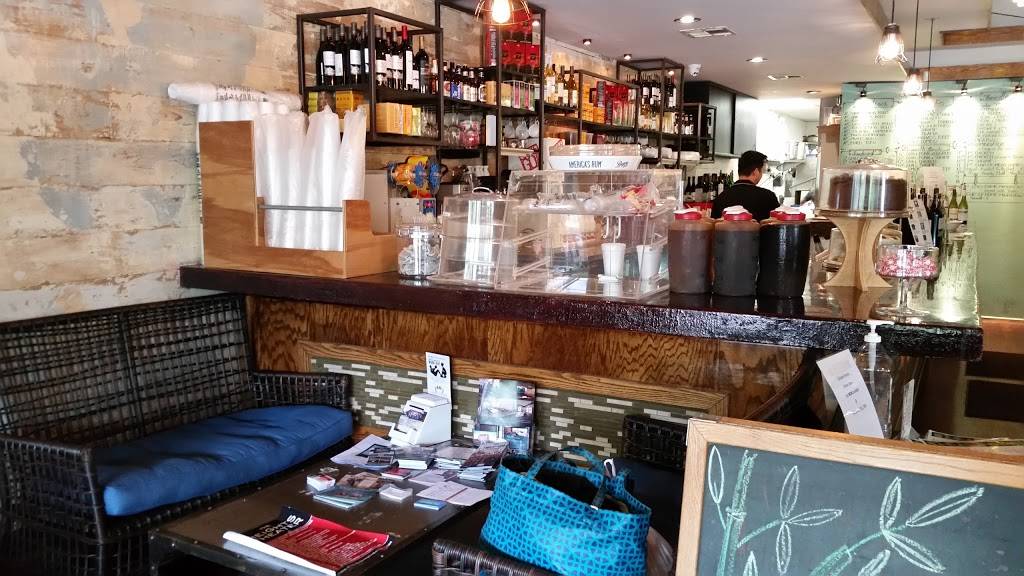 Pho Binh | restaurant | 2916 White Oak Dr, Houston, TX 77007, USA | 8328308900 OR +1 832-830-8900