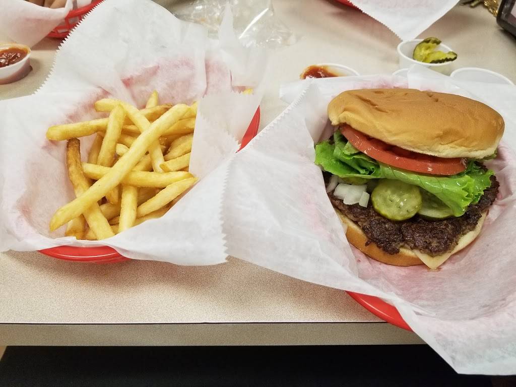 Jacks Old Fashion Hamburger House | meal takeaway | 591 S Cypress Rd, Pompano Beach, FL 33060, USA | 9549422844 OR +1 954-942-2844