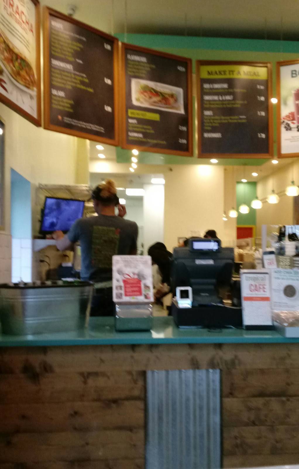 Tropical Smoothie Café | restaurant | 1595 Glidewell Dr B7, Burlington, NC 27215, USA | 3367924118 OR +1 336-792-4118