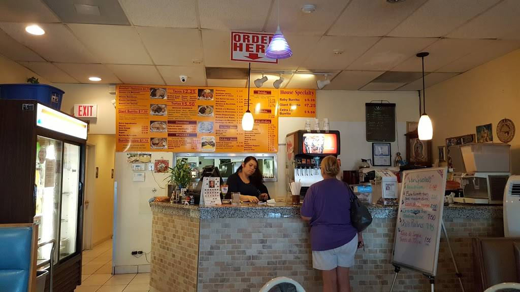 El Burrito Fantastico | restaurant | 1228 W Lake St, Roselle, IL 60172, USA | 6309804816 OR +1 630-980-4816