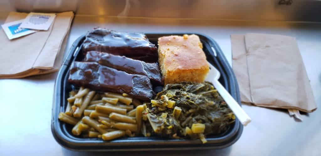 Blue Ribbon Barbecue | restaurant | 908 Massachusetts Ave, Arlington, MA 02476, USA | 7816487427 OR +1 781-648-7427