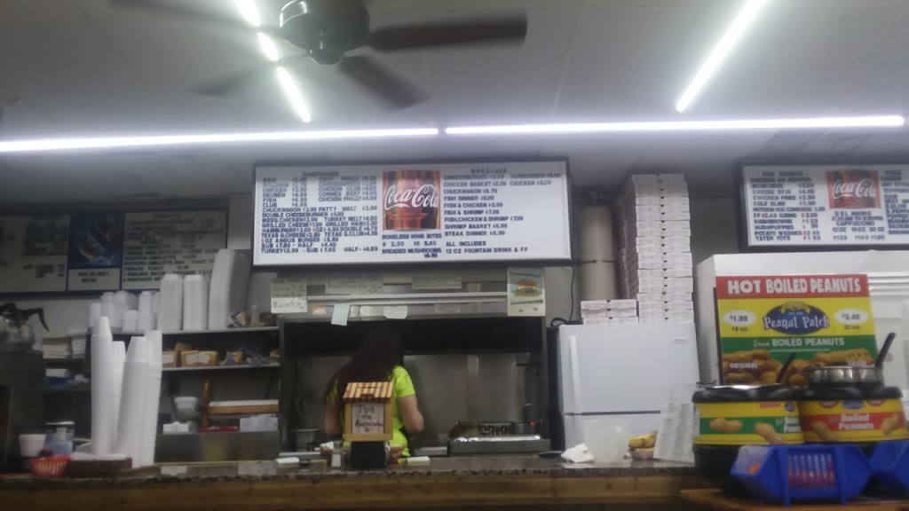 D Js Market & Deli | restaurant | 4680 Hooper Hwy, Cosby, TN 37722, USA | 4234875676 OR +1 423-487-5676