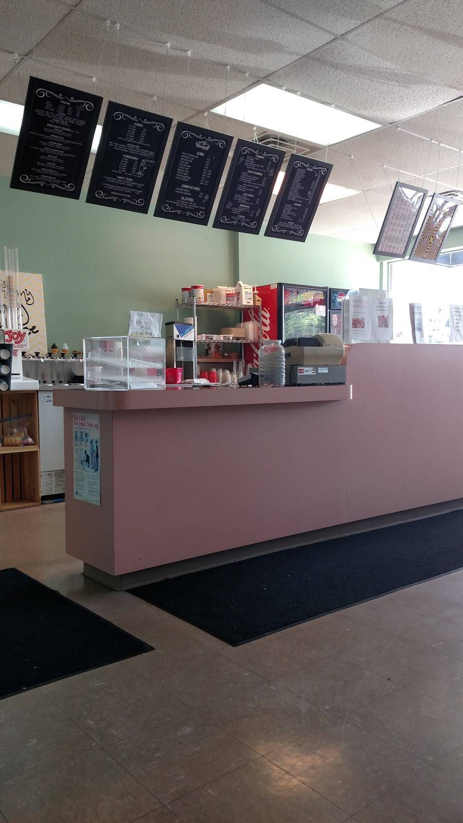 Corduroy’s Pizza | restaurant | 9131 Jordan Dr, Mentor, OH 44060, USA | 4402576000 OR +1 440-257-6000