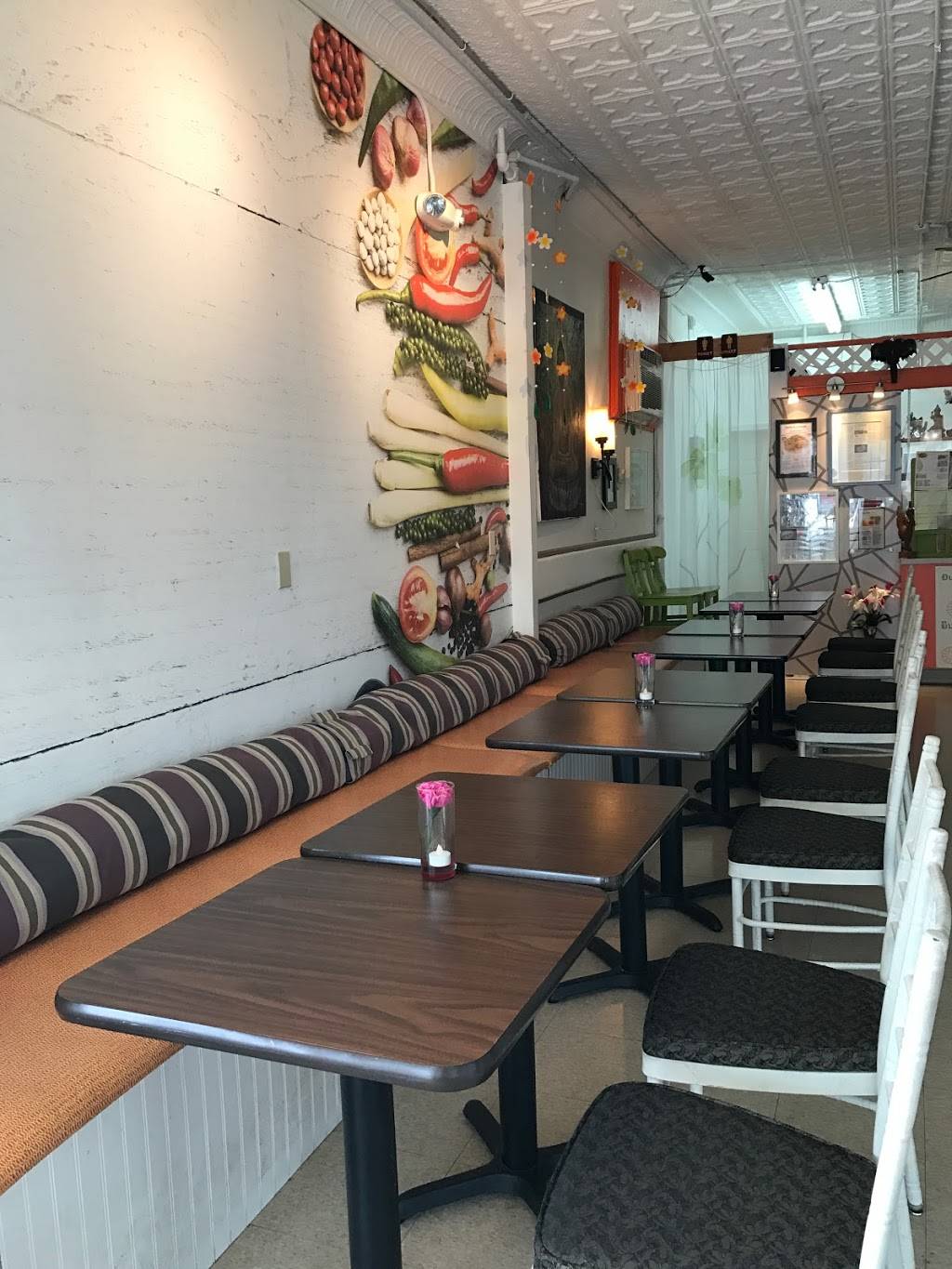 Ruuthais Kitchen | restaurant | 648 Beechwood Ave, Bridgeport, CT 06605, USA | 4752824600 OR +1 475-282-4600